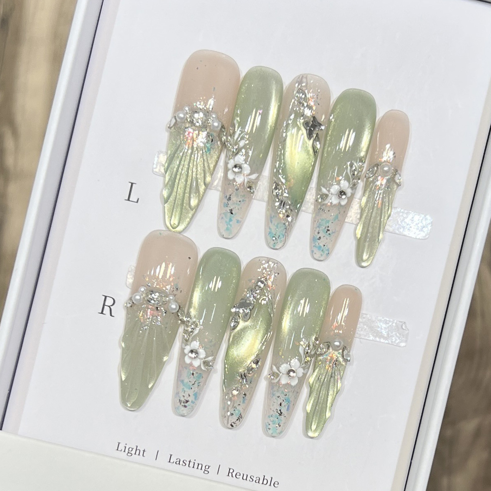 Pressed Flower Art - Faux ongles longs en amande, pointes