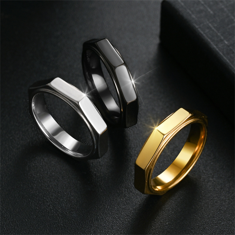Anneau hexagonal en titane et  - Initial Ring Custom avis et prix