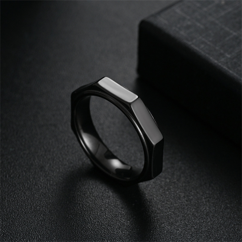 Anneau hexagonal en titane et  - Initial Ring Custom avis et prix